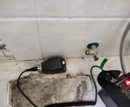 绿春屋顶漏水维修公司分享下卫生间漏水的危害及解决方法